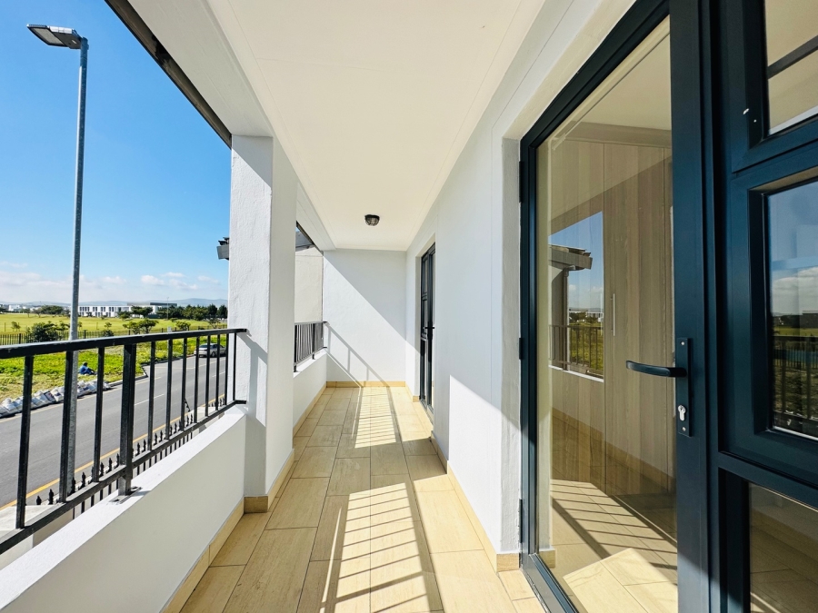 2 Bedroom Property for Sale in Parklands North Western Cape